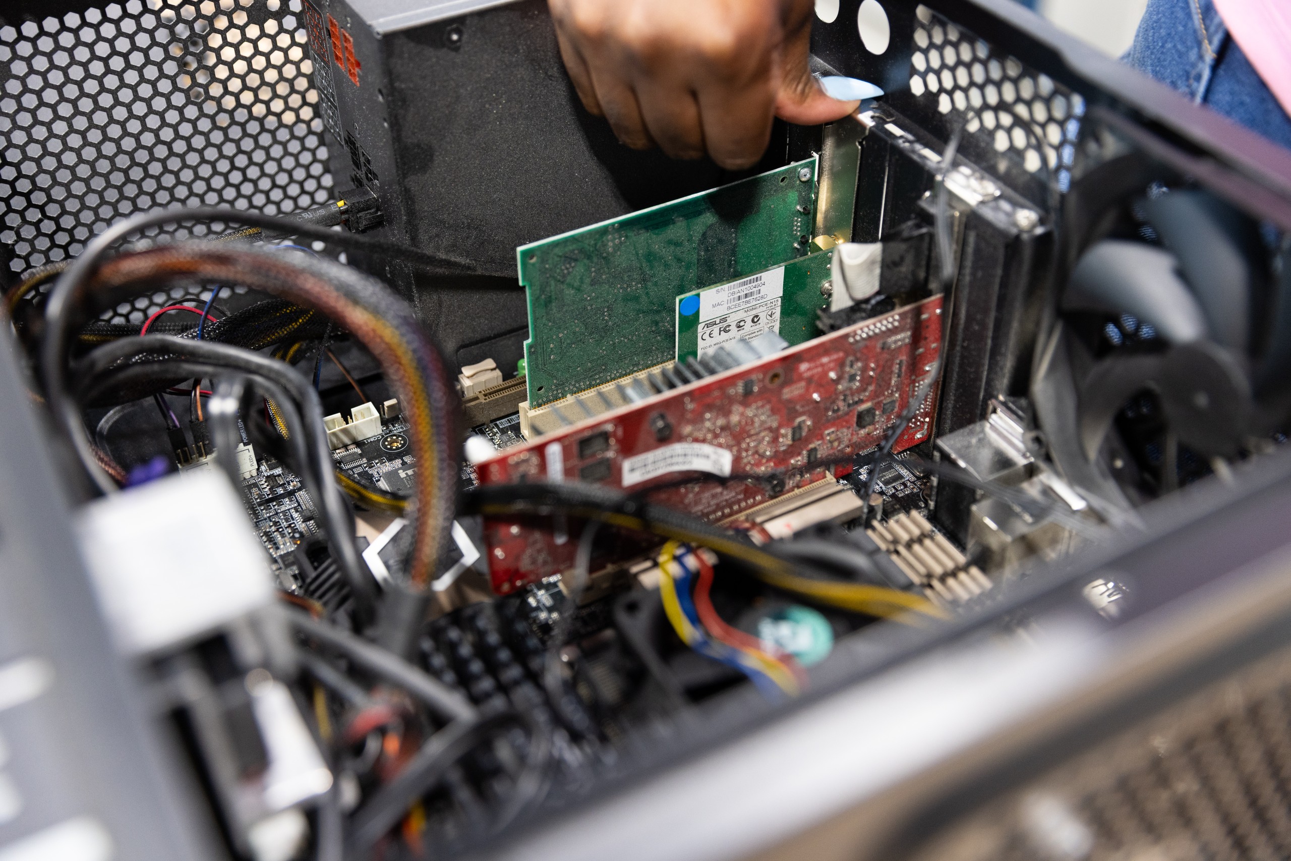 Network Operations and Systems Security lab, photo 2 of 6