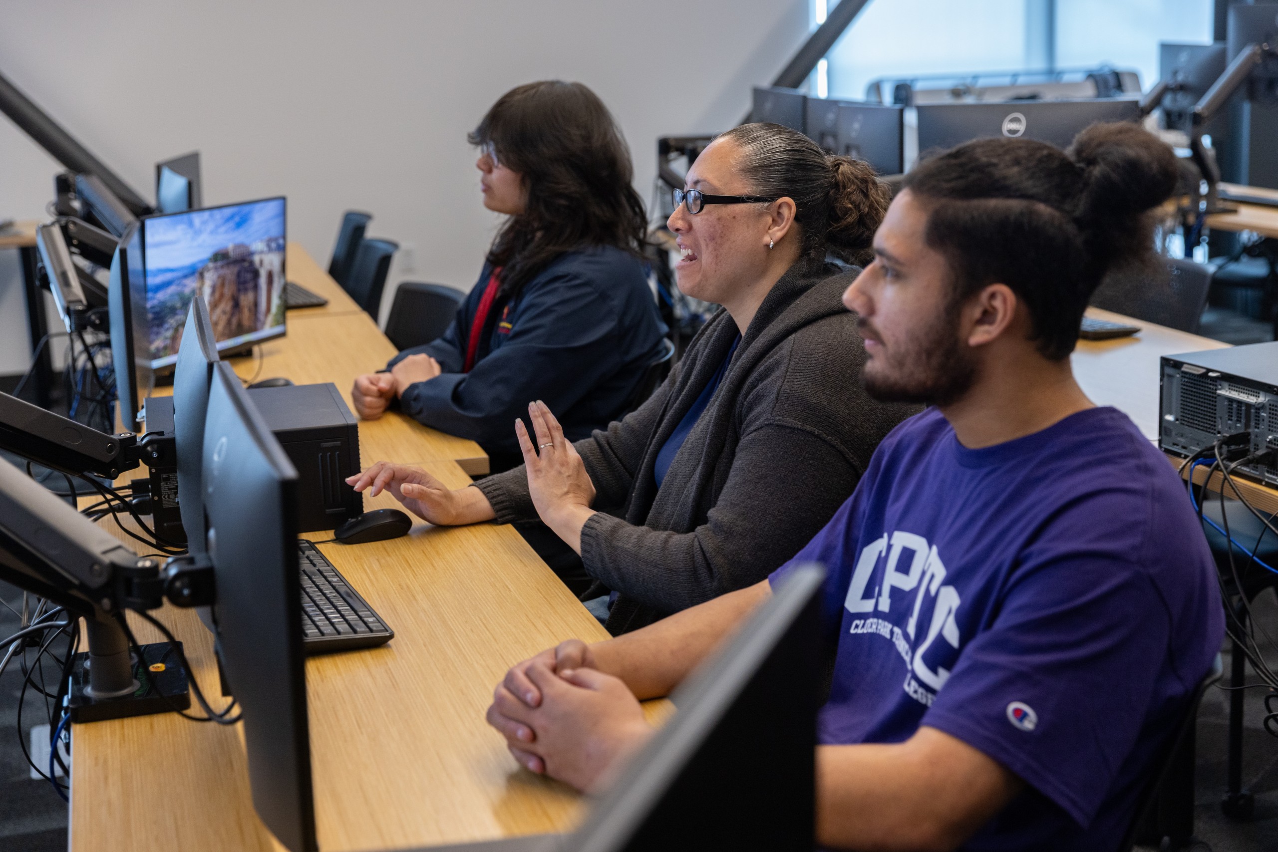 Computer Programming lab, photo 4 of 6