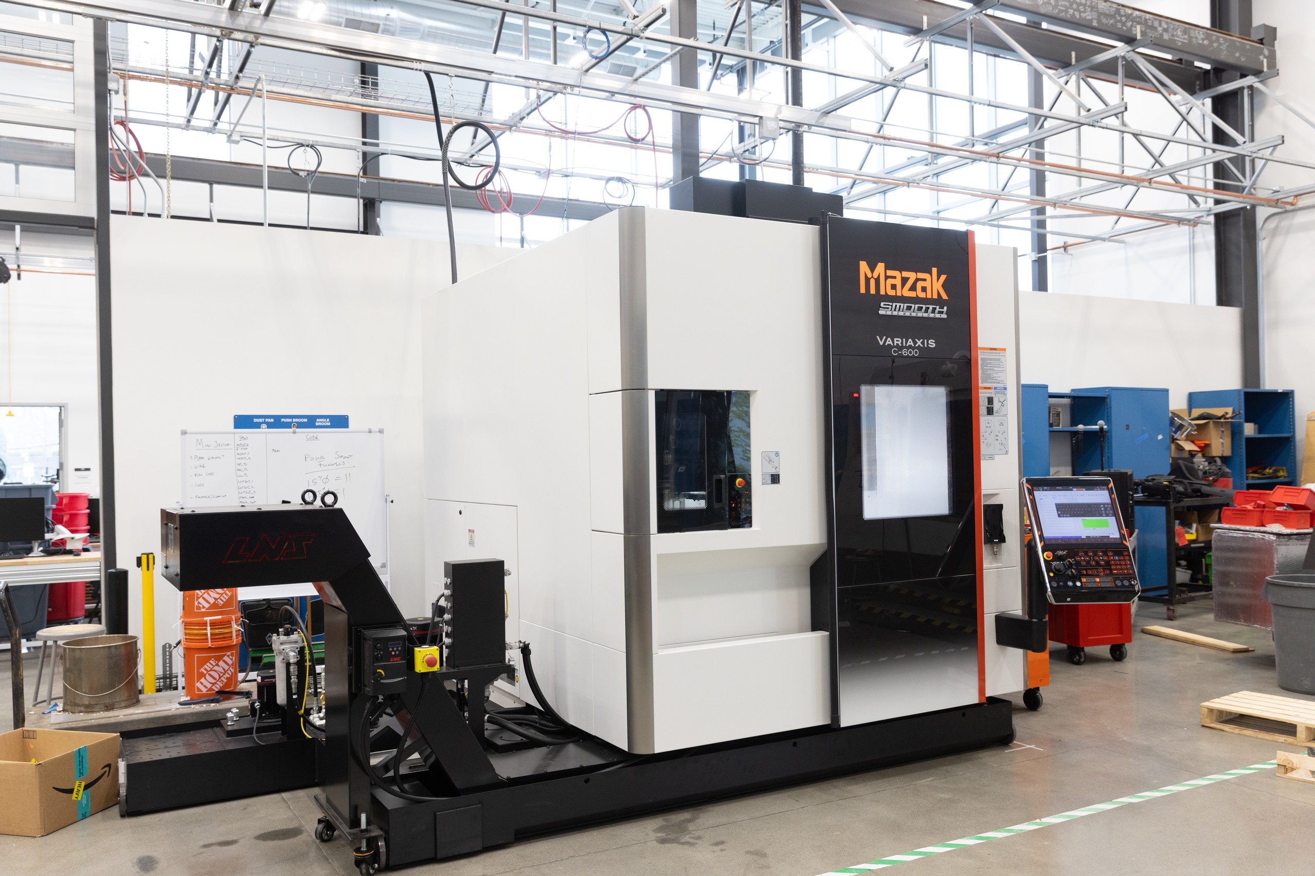 Manufacturing Engineering Technologies lab, photo 2 of 7