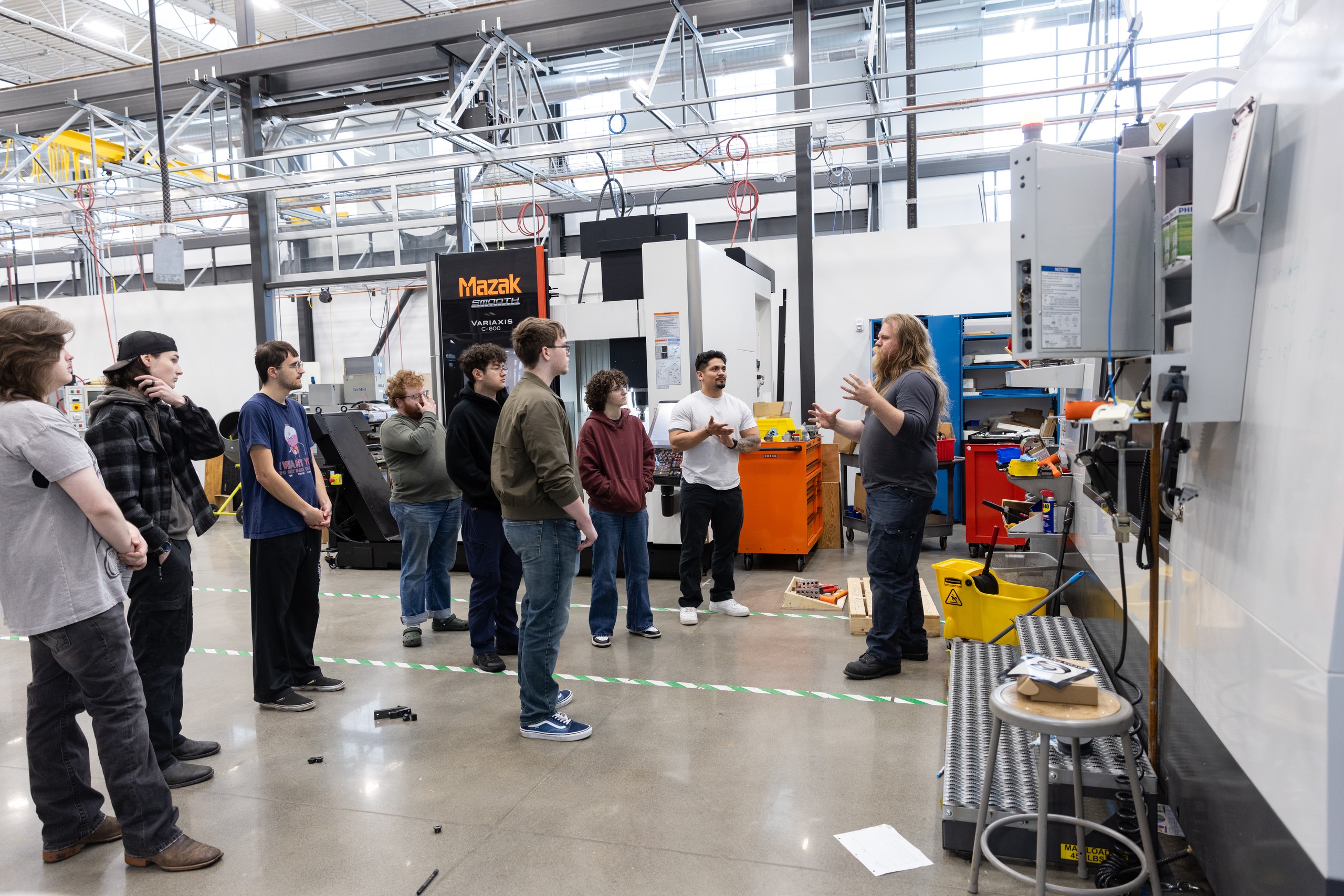 Manufacturing Engineering Technologies lab, photo 4 of 7